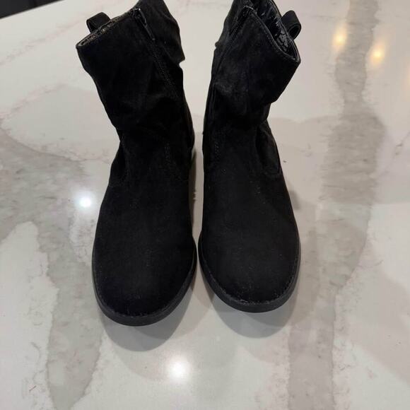 Style & Co Suede Low Calf Boots Black Womens 7.5 Ankle Booties Casual Minimalist - Picture 3 of 9